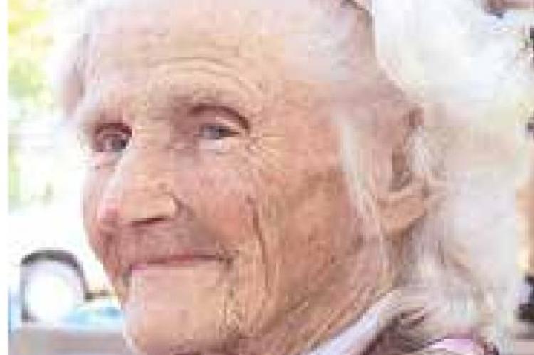 Service held for Dorthy May Roebuck