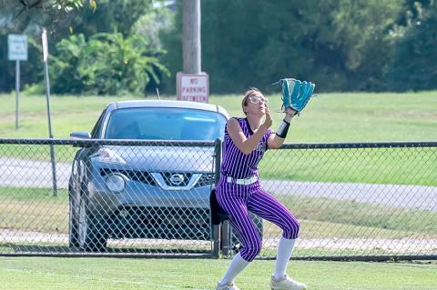 TACI LEE Photos courtesy of Sherry Loudermilk Photography