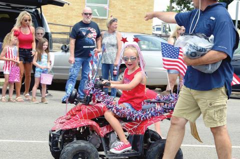 Tension fills city hall during council meeting