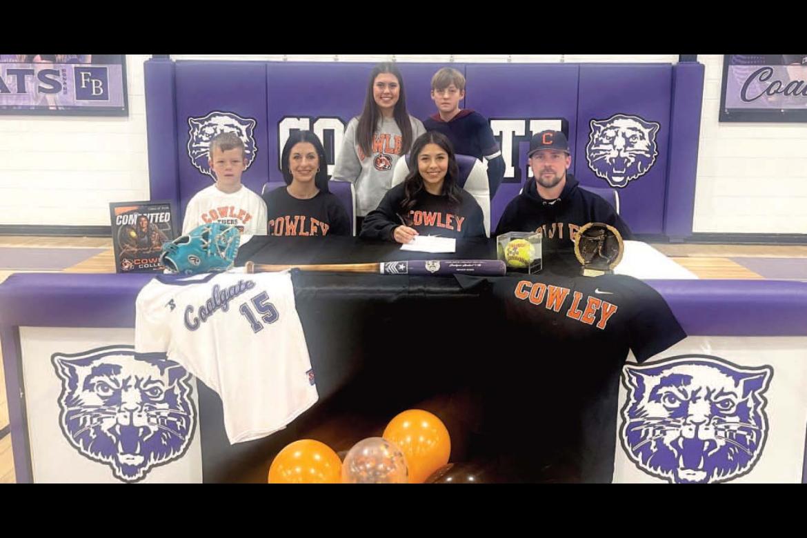 JOCEYNNE DELOZIER SIGNS WITH COLLEY COLLEGE IN KANSAS WITH A FULL ACADEMIC SOFTBALL SCHOLARSHIP.